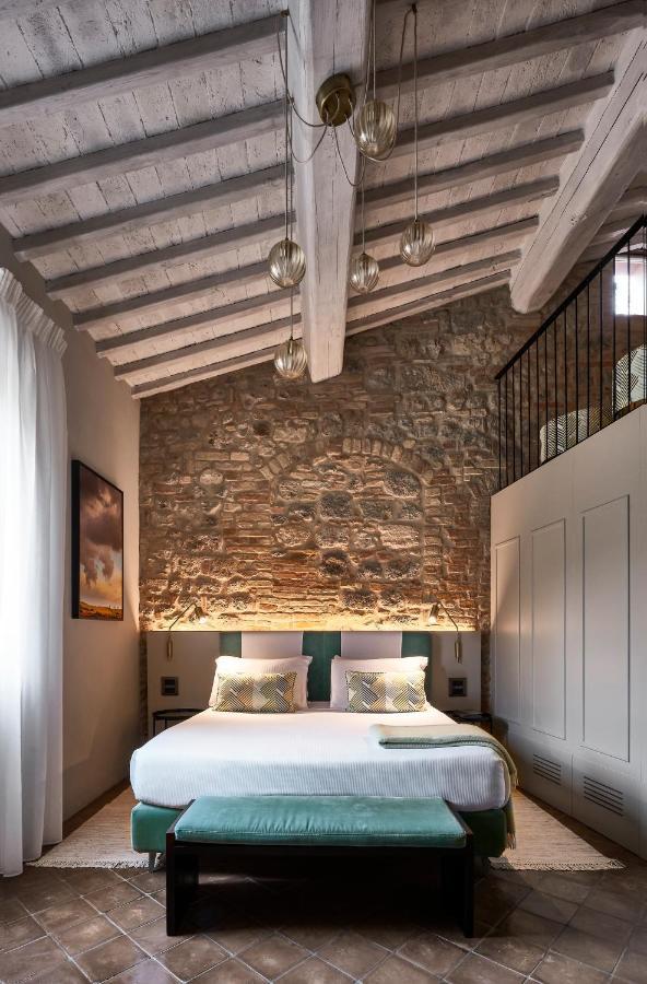 Locanda Dei Logi Сан-Джиминьяно Экстерьер фото